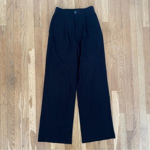 Stradivarius Wide Leg Relaxed Dad Pants in Black | size 6